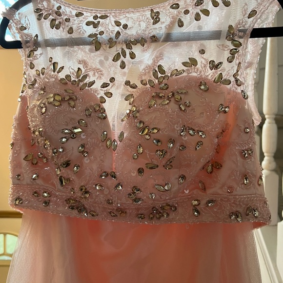 Only wore once - Picture 3 of 6